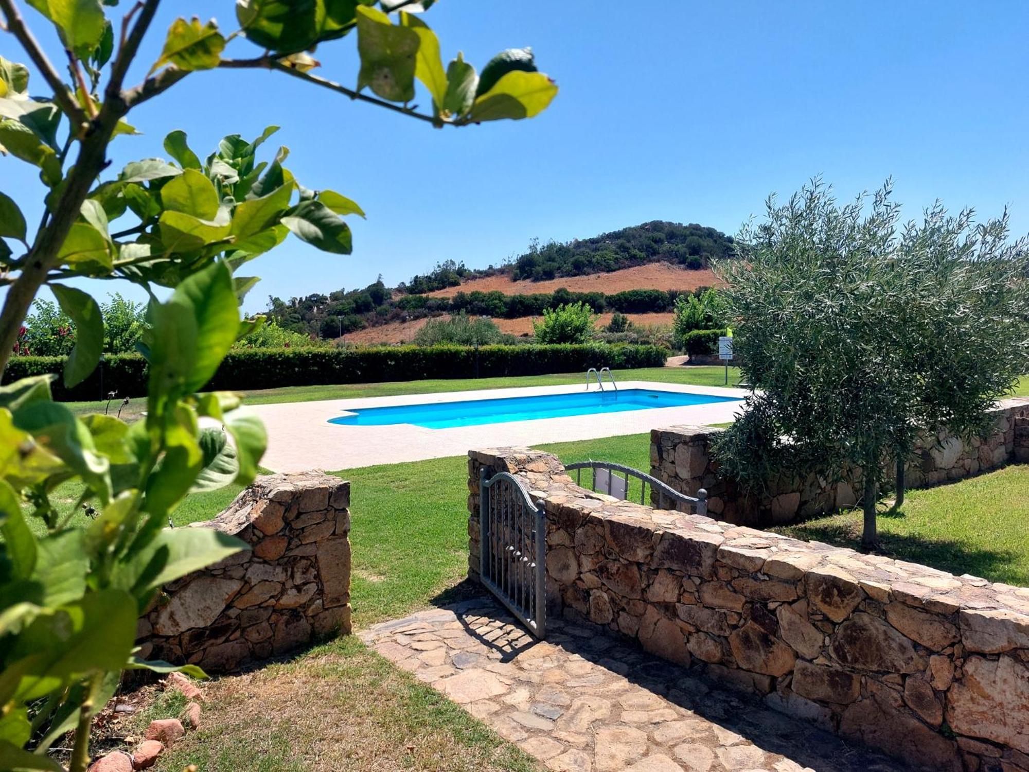 Residence Abba Urci Tertenìa Buitenkant foto